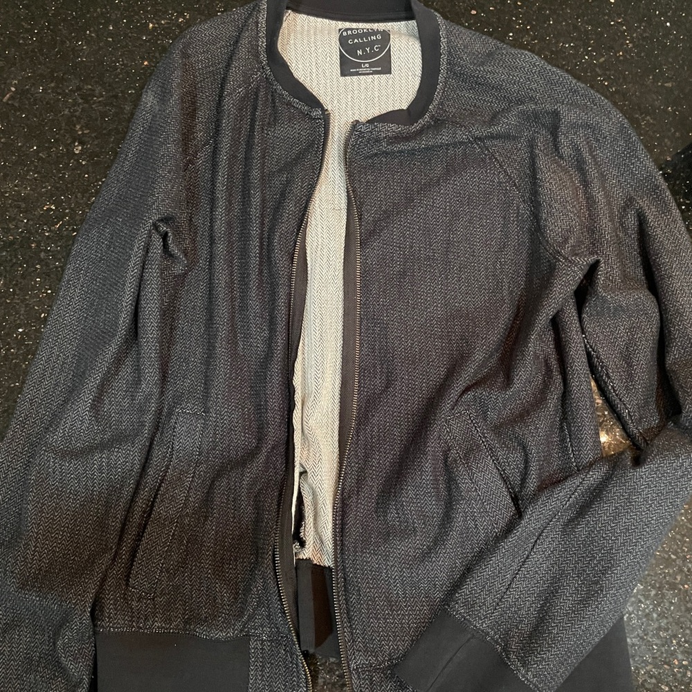 Brooklyn Calling zip up lightweight jacket/cardigan